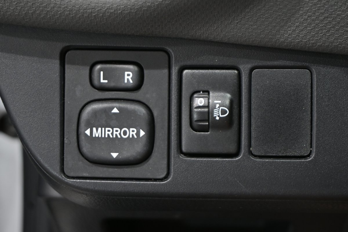 Foto Toyota Yaris 26