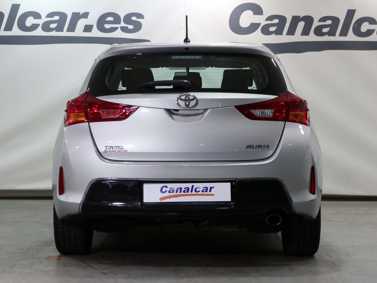Foto Toyota Auris 5