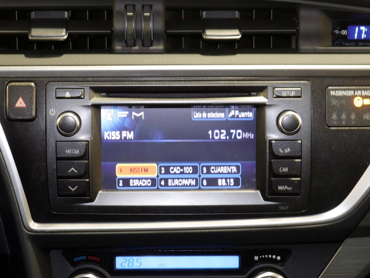 Foto Toyota Auris 16