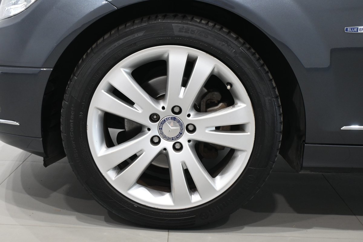 Foto Mercedes-Benz Clase C 24