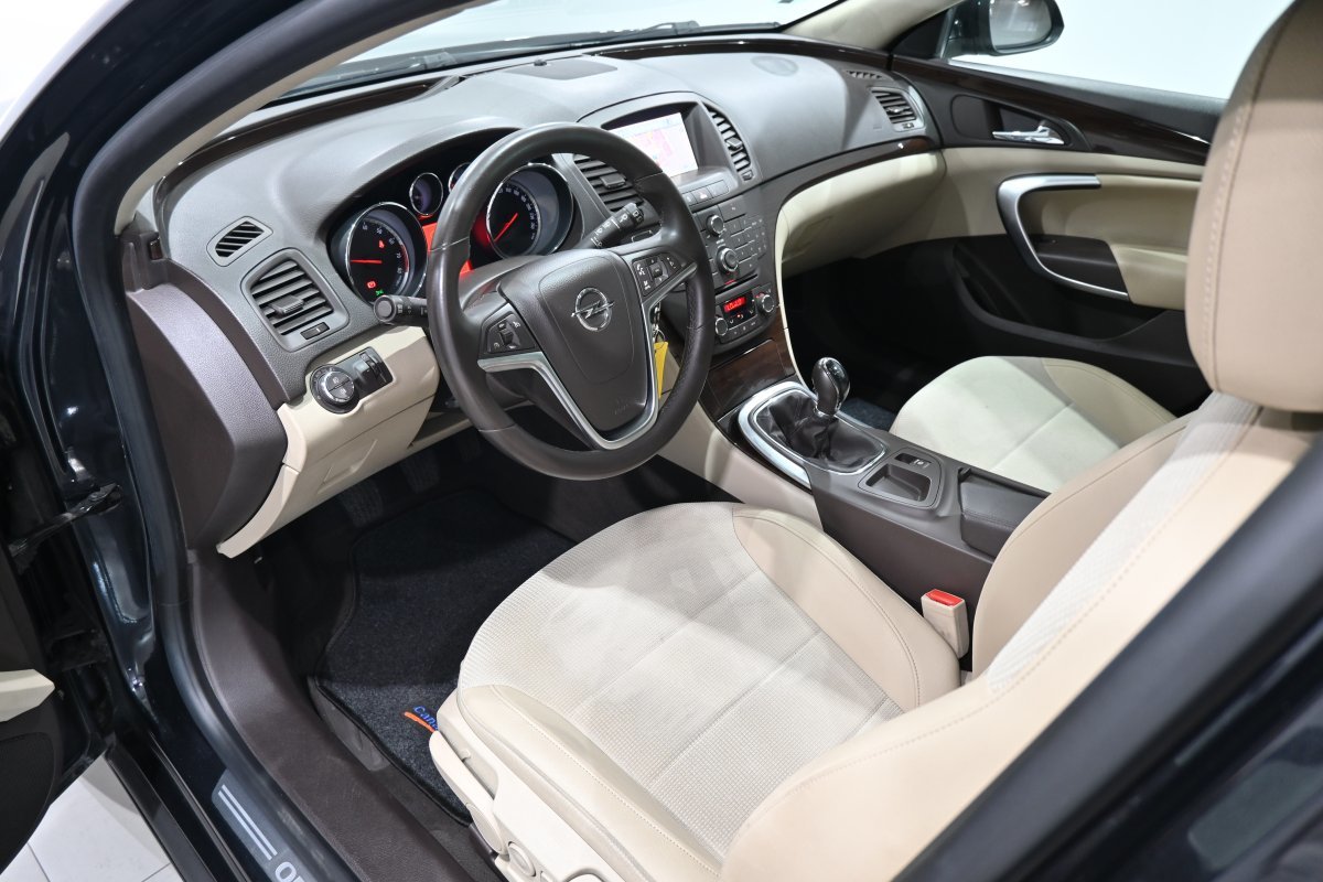 Foto Opel Insignia  9