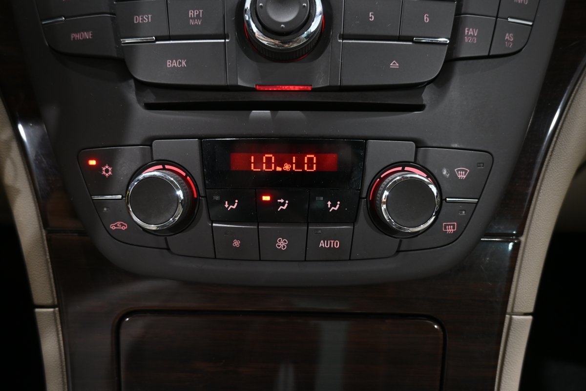 Foto Opel Insignia  17