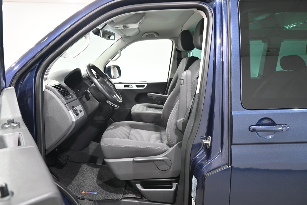 Foto Volkswagen Multivan 10