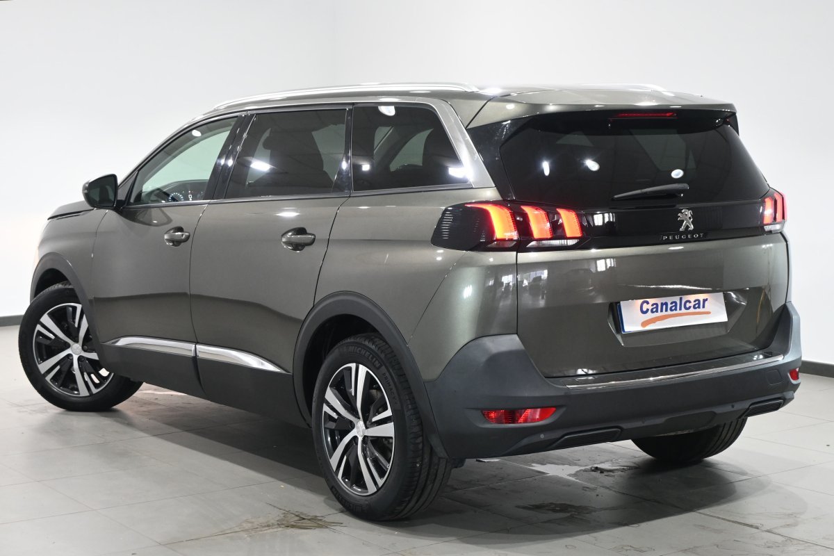 Foto Peugeot 5008 6