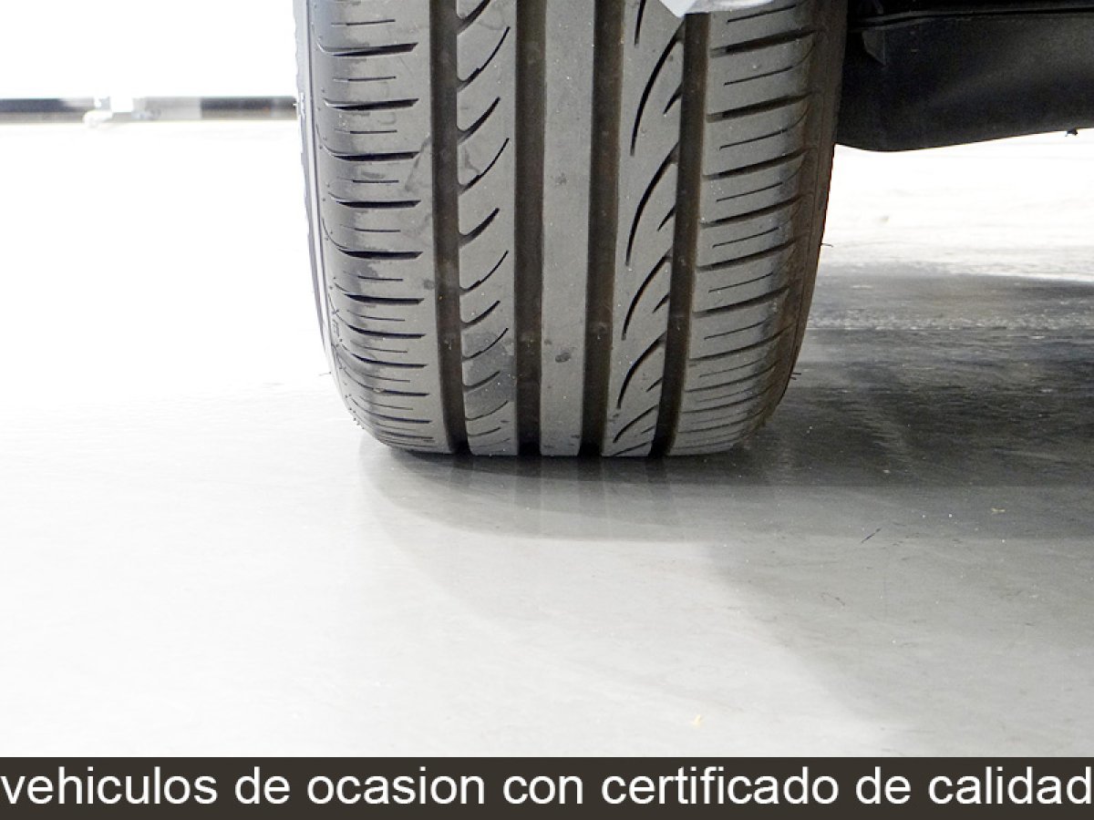 Foto Mercedes-Benz Clase C 31