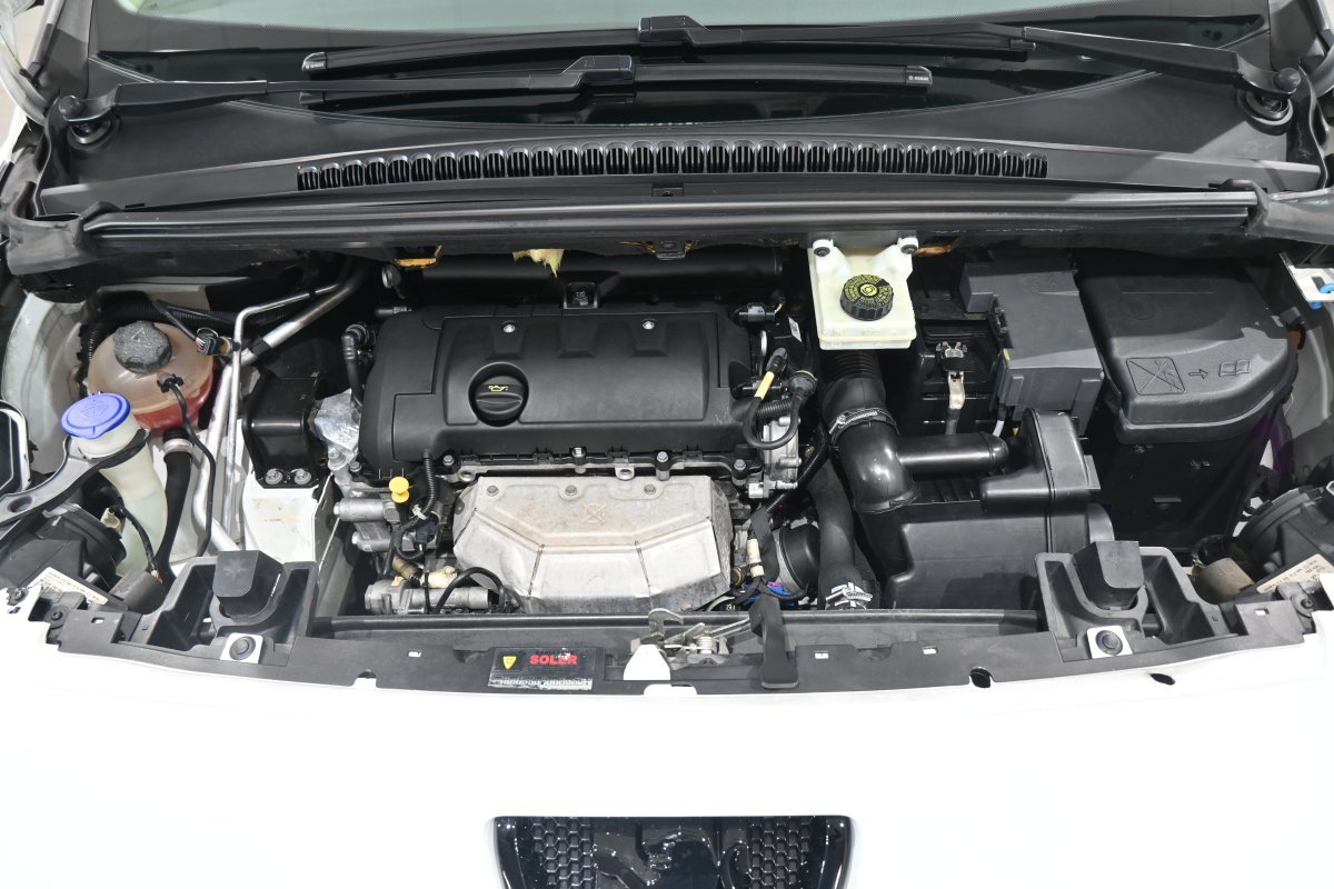 Foto Peugeot 5008 7