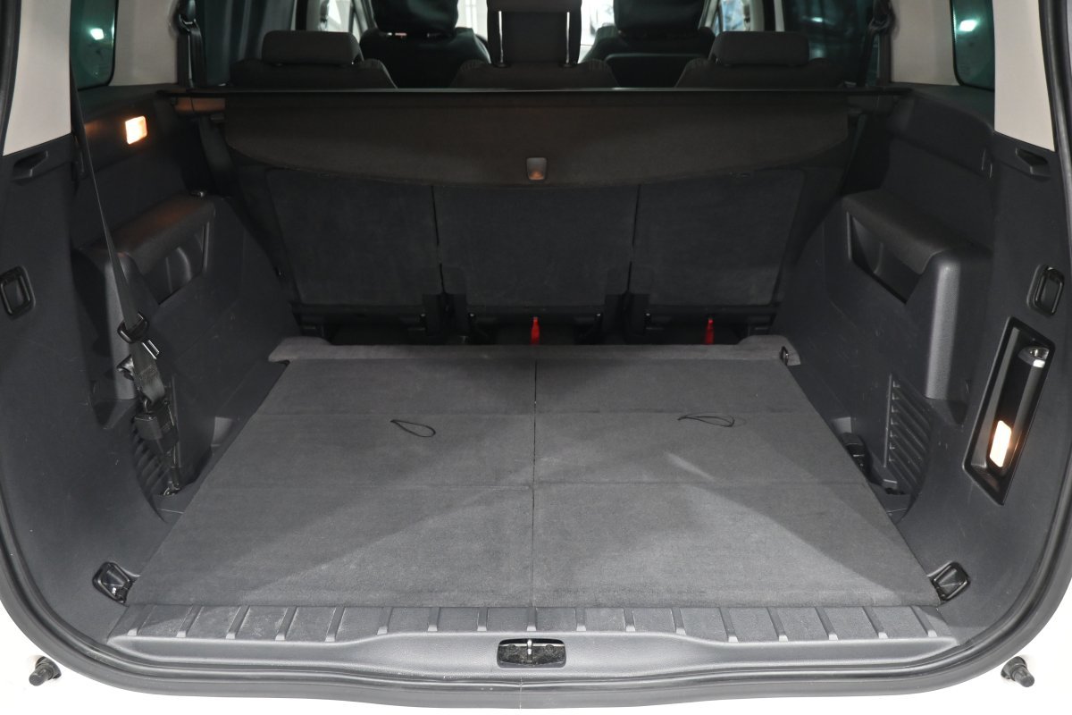 Foto Peugeot 5008 8