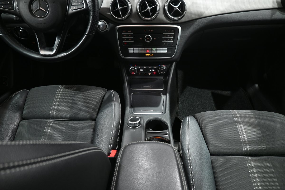 Foto Mercedes-Benz Clase GLA 22