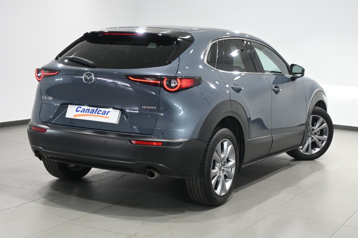 Foto Mazda CX-30 4