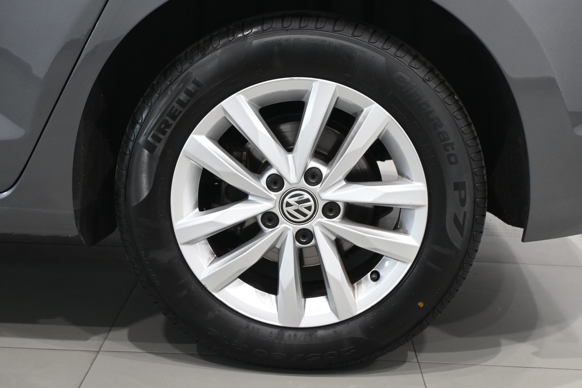 Foto Volkswagen Touran 28