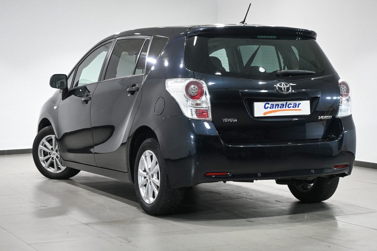 Foto Toyota Corolla Verso 6