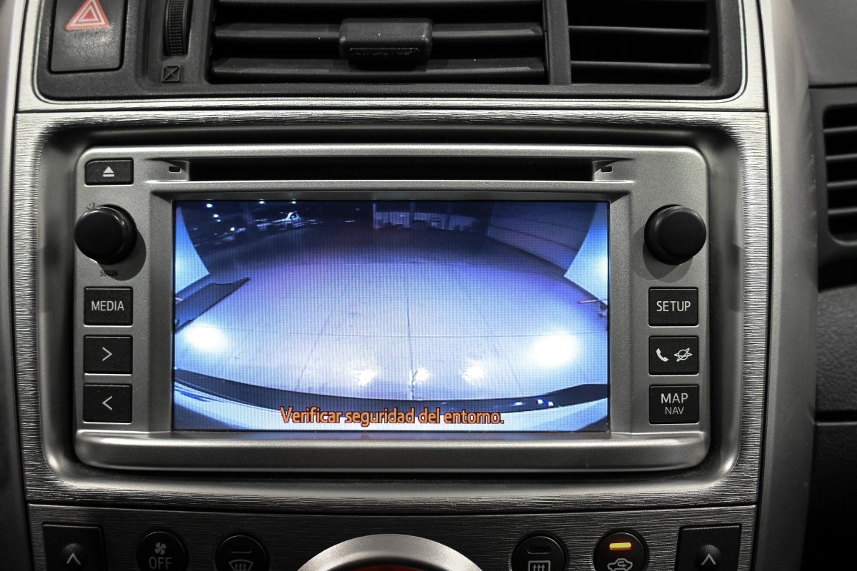 Foto Toyota Corolla Verso 14