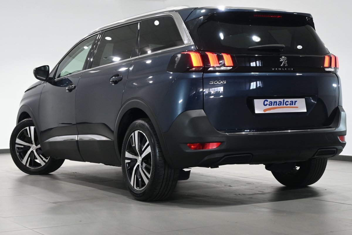 Foto Peugeot 5008 6