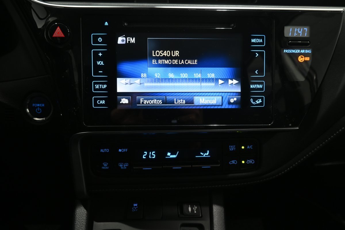 Foto Toyota Auris 15