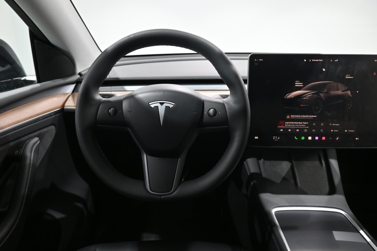 Foto Tesla Model Y 15
